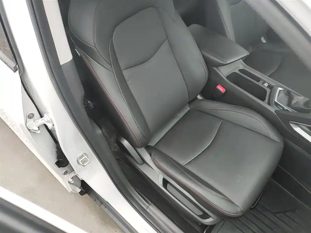 Chevrolet Volando 2020 Mild Hybrid Redline 530T Automatic Premium Edition (5+2 seater) фото 25