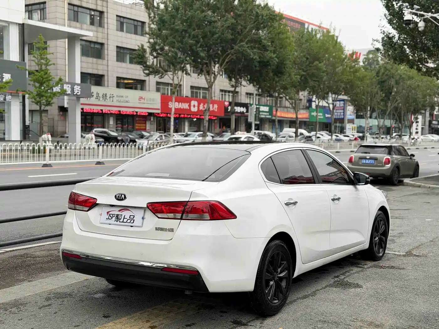Kia K4 2014 1.8L Automatic GLS фото 13