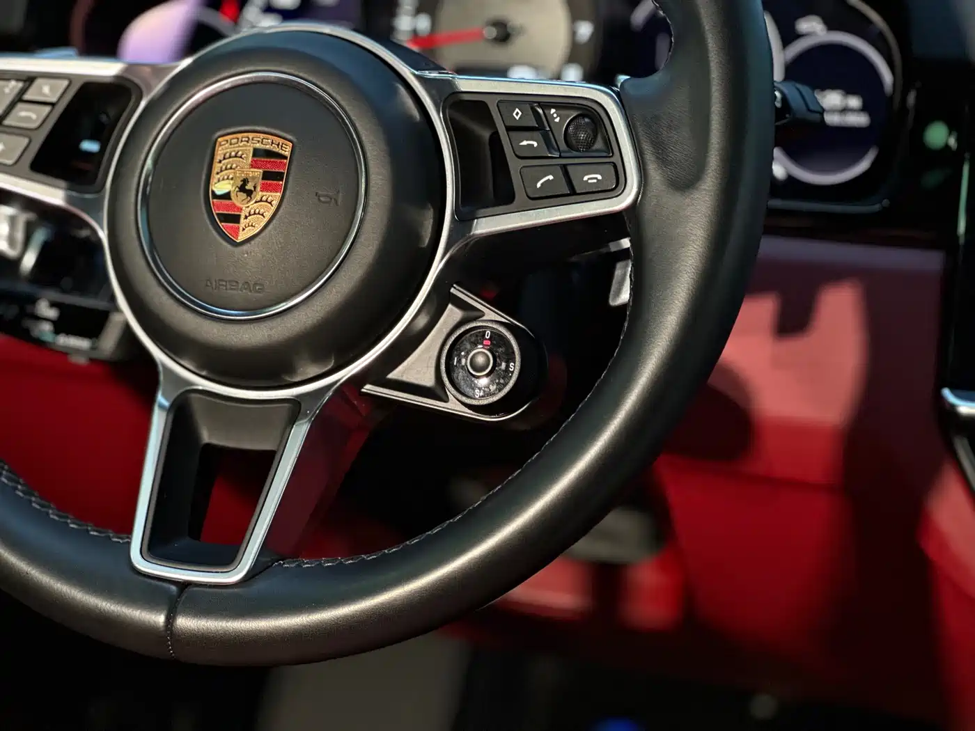 PORSCHE CAYENNE