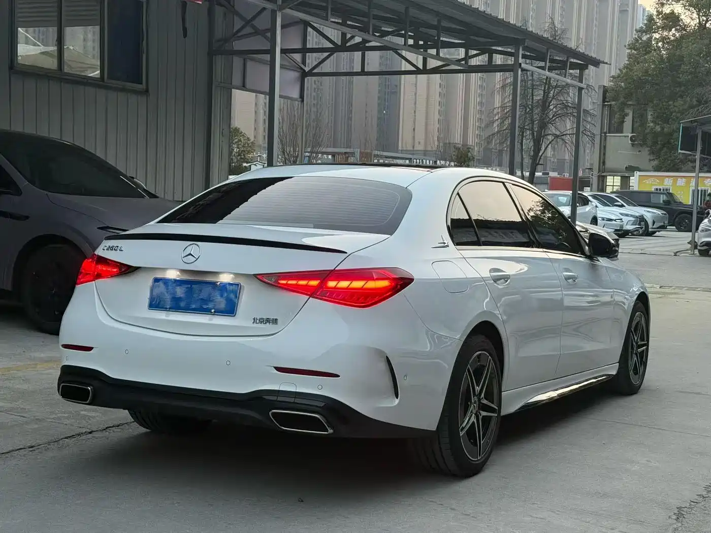 Mercedes-Benz C-Class 2024 Facelift III C 260 L Night Sport Edition фото 7