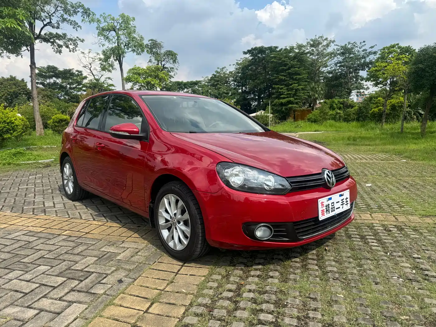 Фото 3 - Volkswagen Golf
