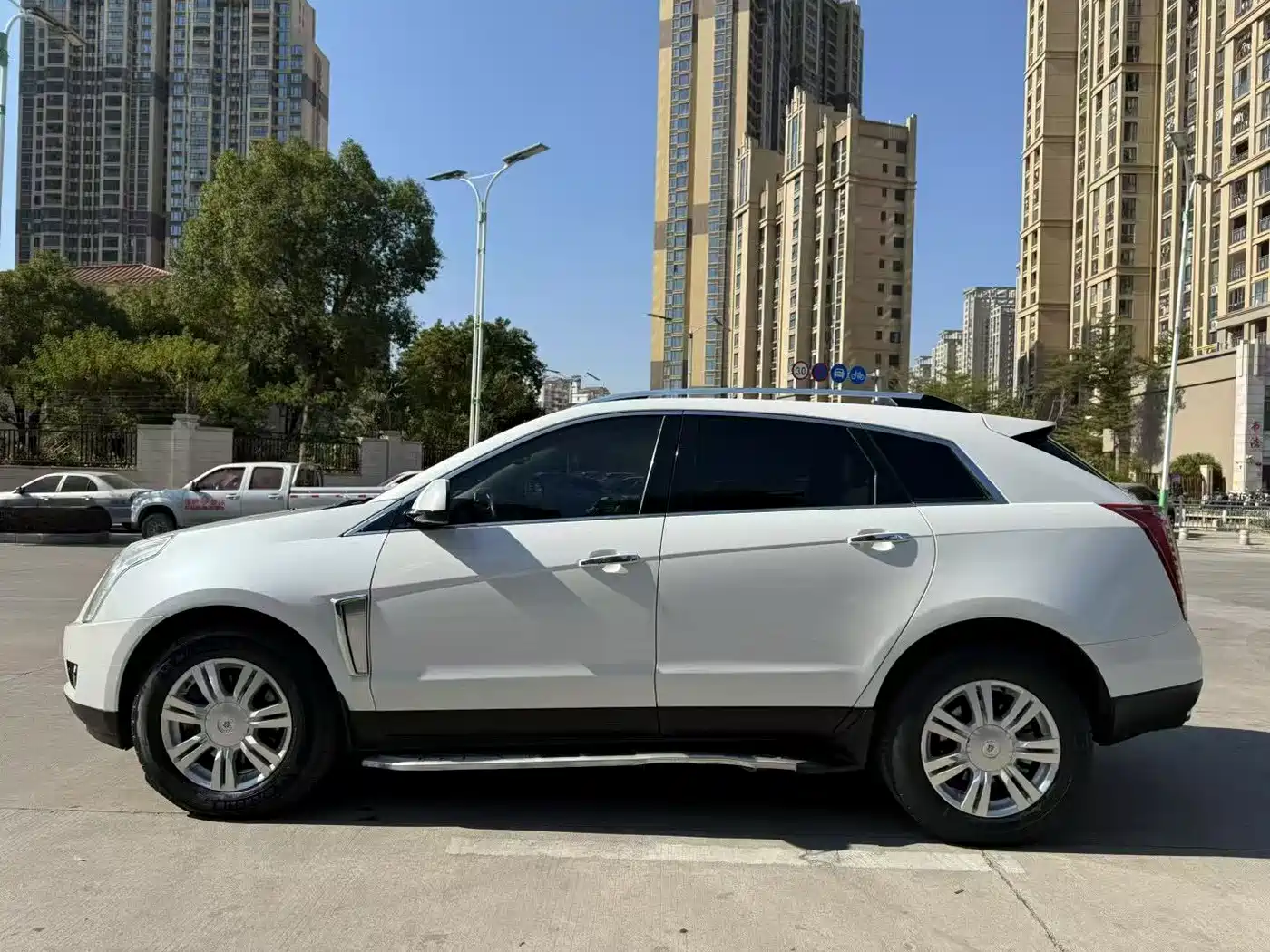 Cadillac SRX 2015 3.0L Elite фото 3