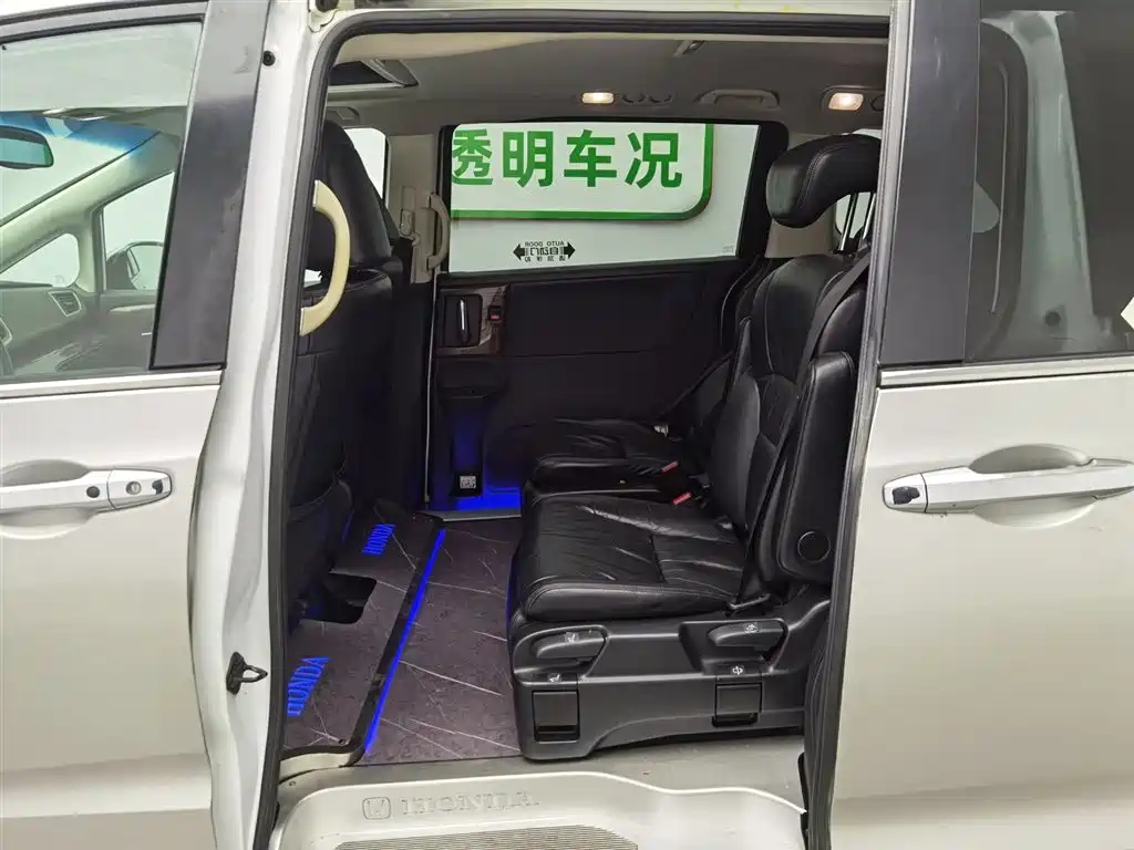 Honda Odyssey 2015 2.4L Smart Edition фото 15