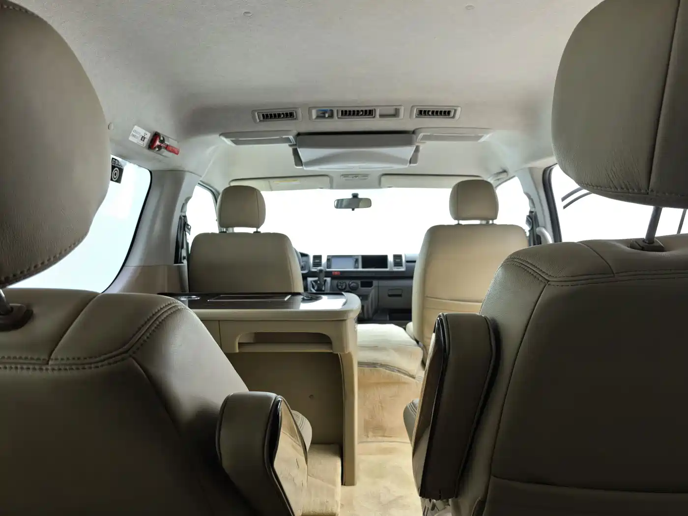 Toyota HIACE 2014 2011 2.7L Manual Standard 10-seater