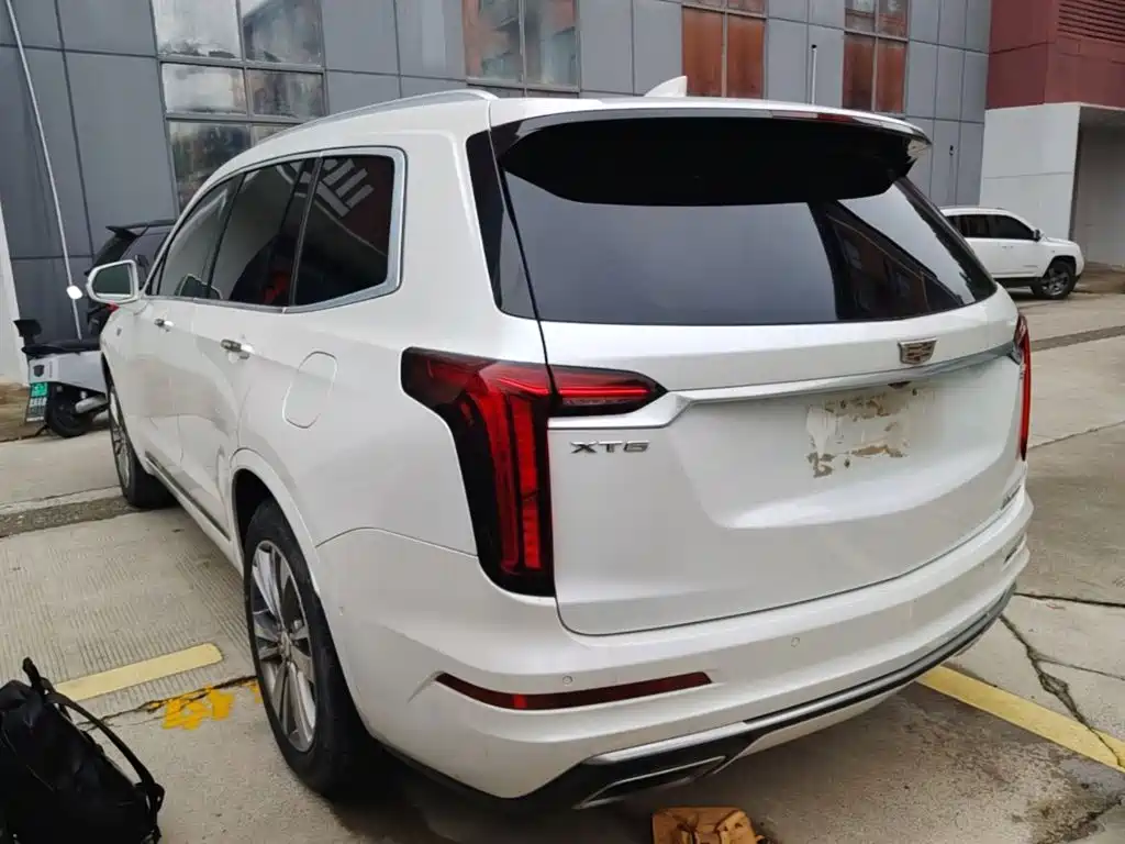 Cadillac XT6 2019 2020 28T 7-Seater Luxury Model