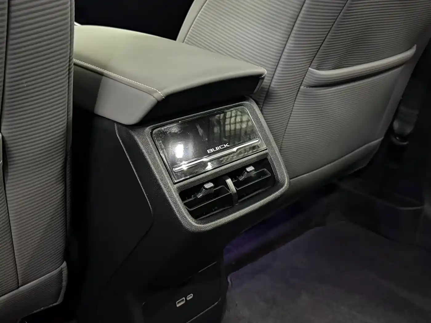 Buick E5 2023 Premium Standard Range Edition фото 9
