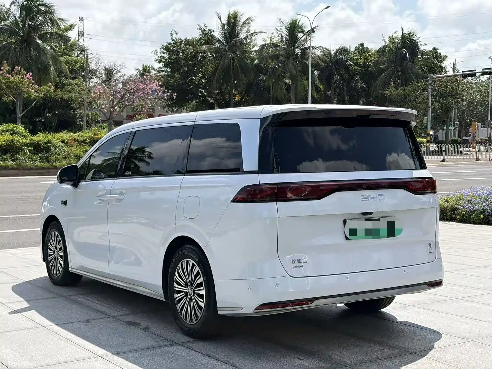 Фото 10 - BYD Xia