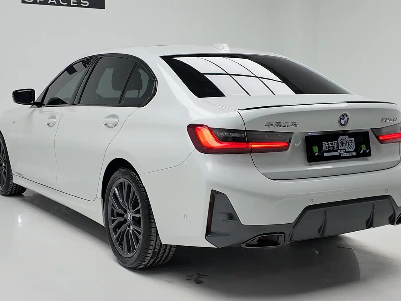 BMW 3 Series 2023 325Li M Sport Black Night Package фото 6