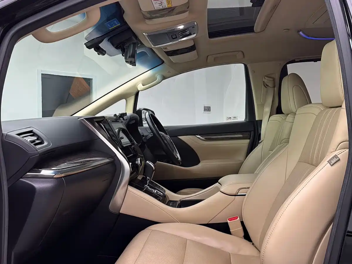 Toyota Alphard 2018 Facelift 3.5L Premium Edition фото 8