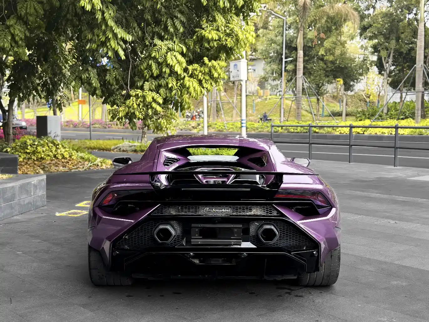 Фото 9 - Lamborghini Huracán