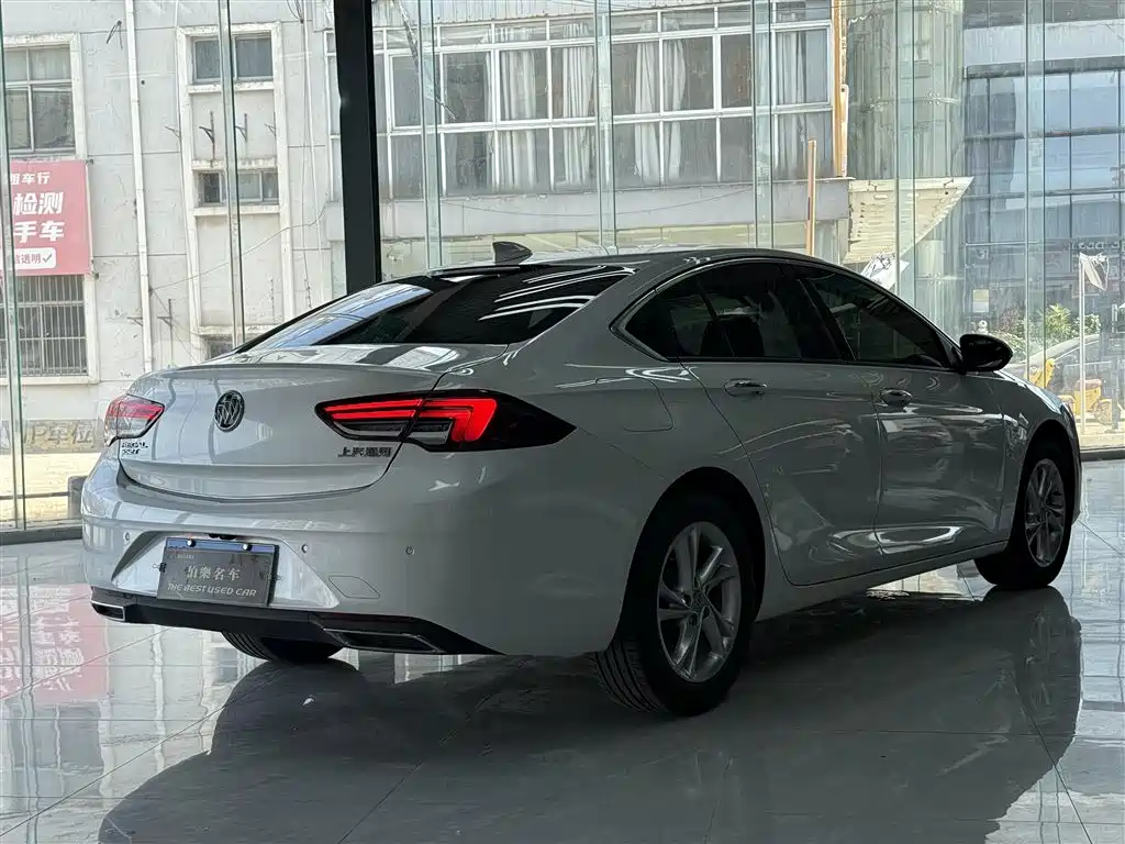 BUICK REGAL