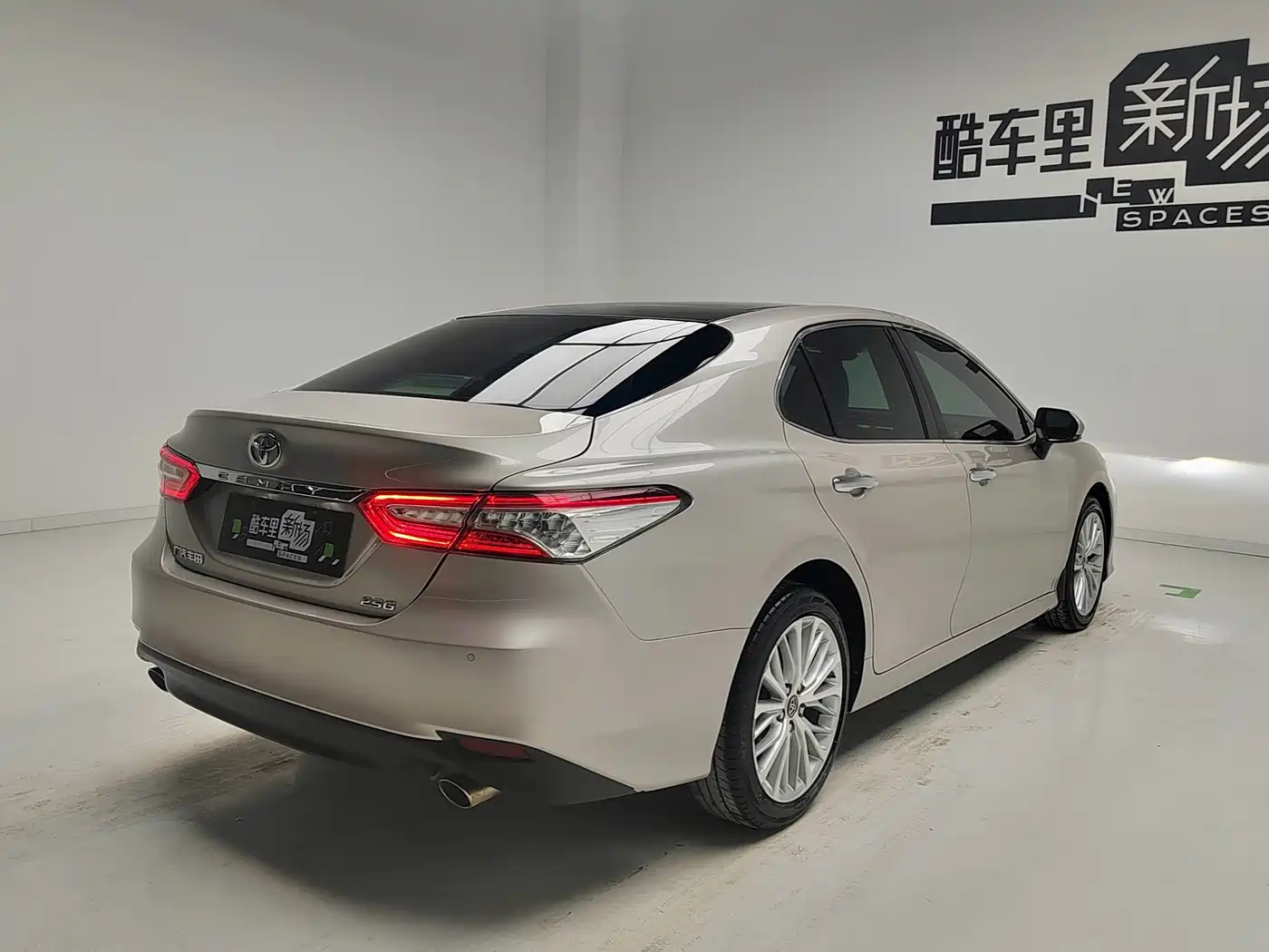 Toyota Camry 2019 Facelift 2.5G Luxury Edition фото 4