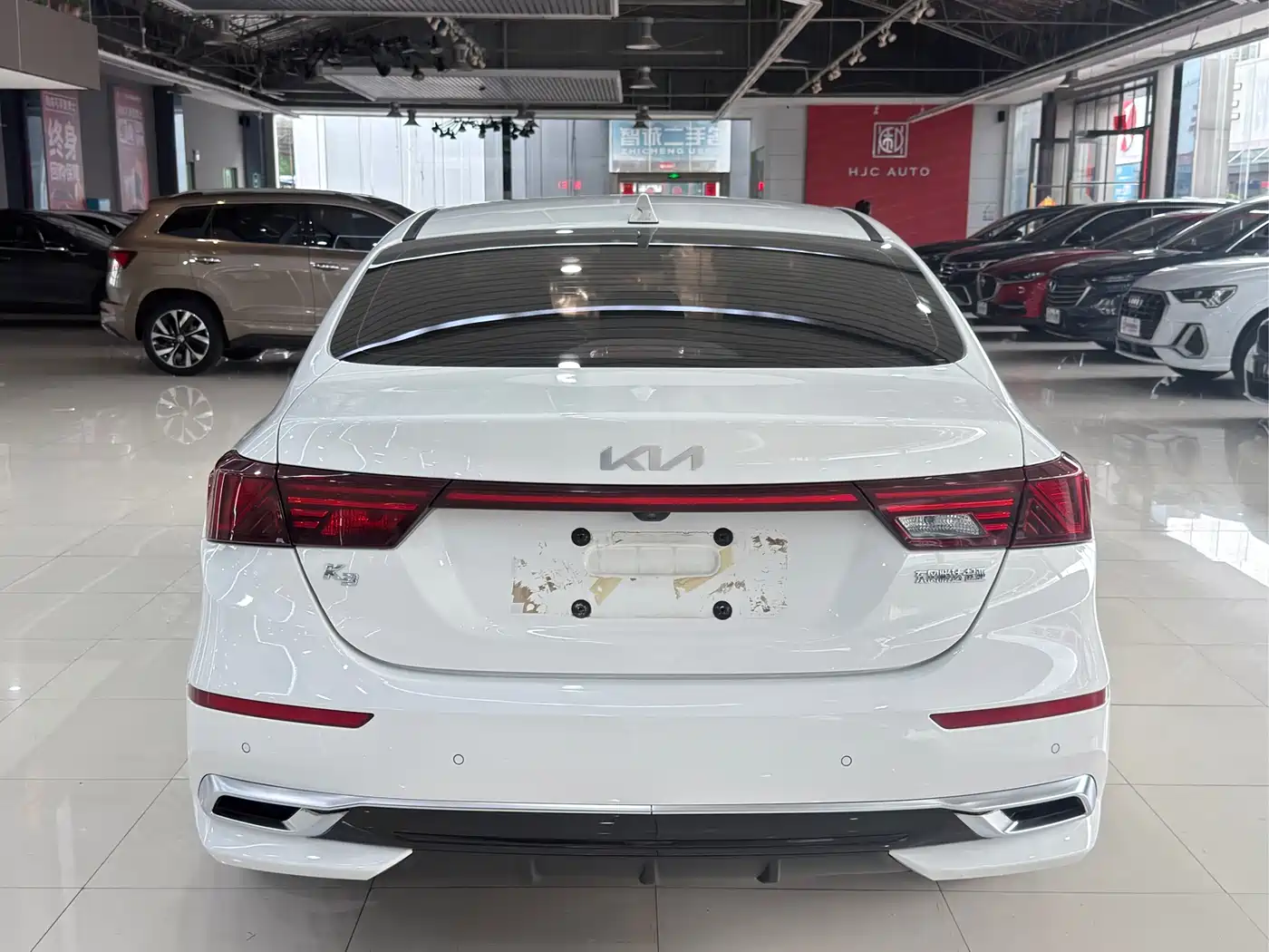 Kia K3 2021 1.5L CVT Fashion Edition фото 14