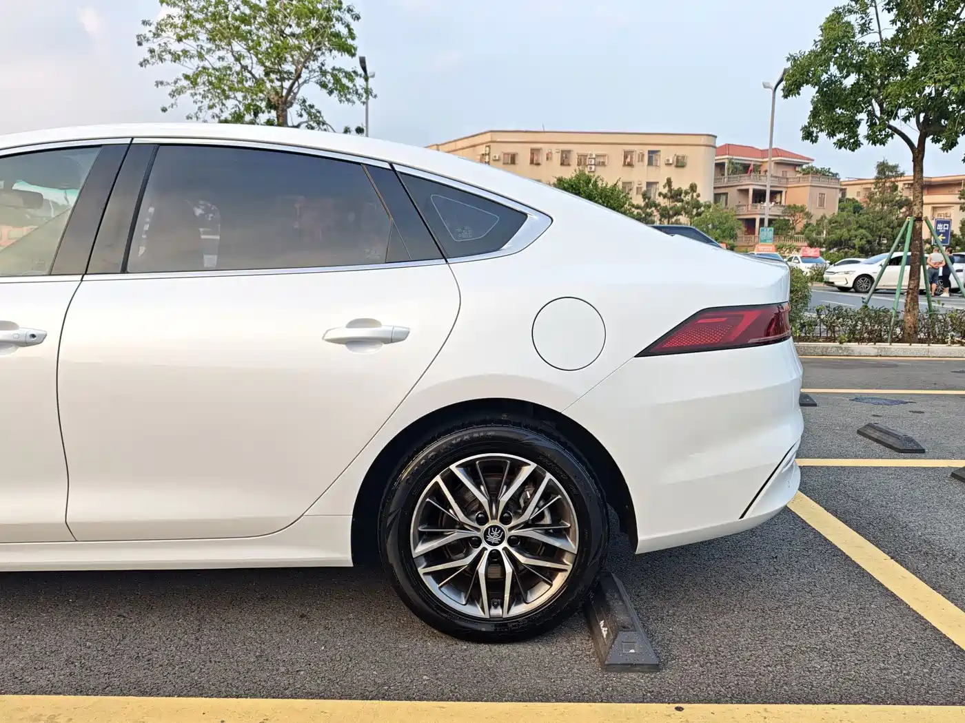 BYD Qin PLUS 2021 2021 DM-i 55KM Flagship