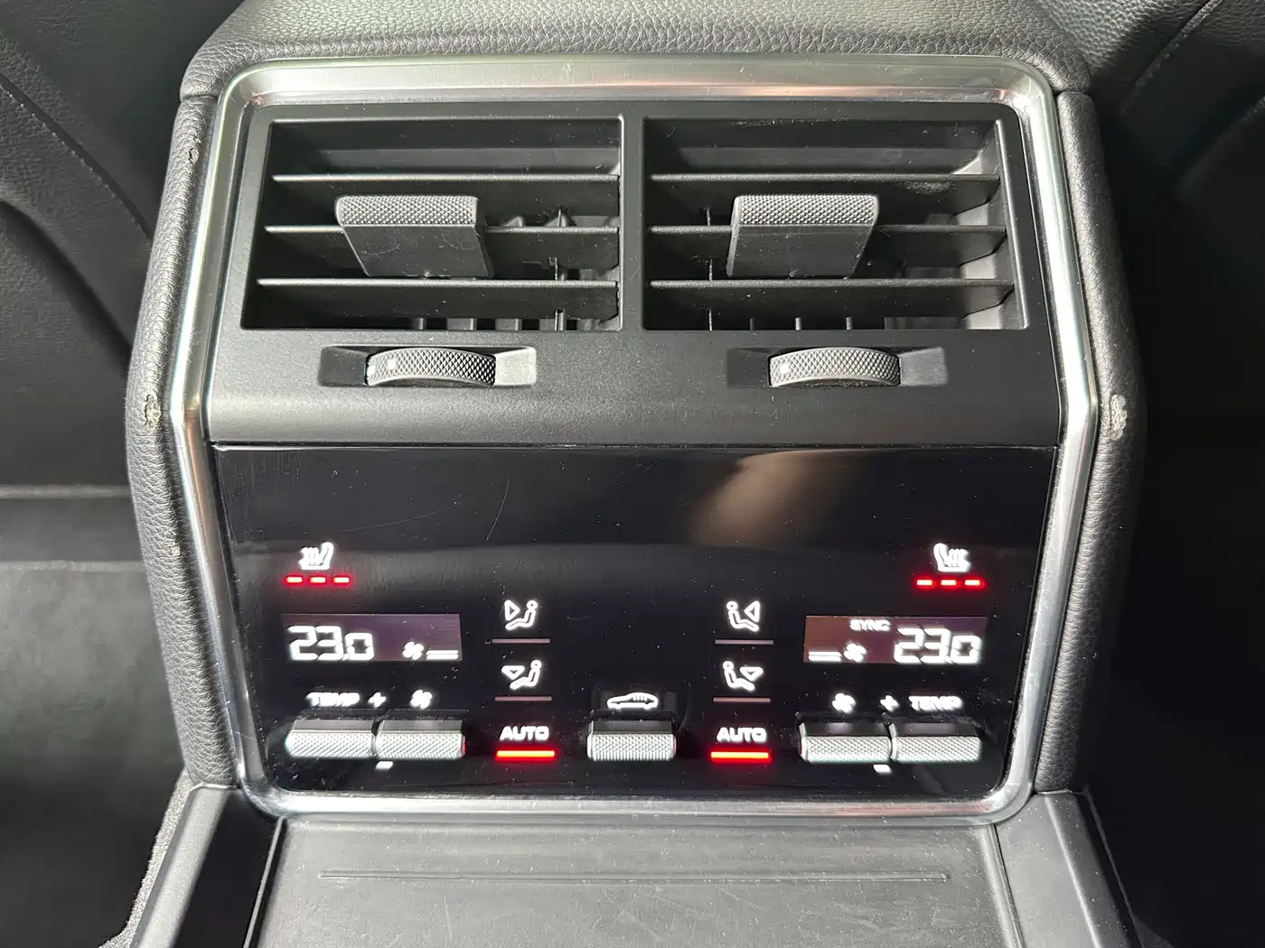 Porsche Panamera 2017 Panamera 4 Sport Turismo 3.0T фото 16