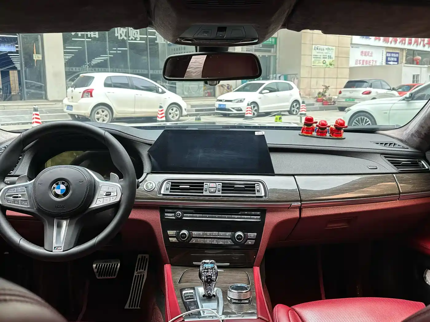 BMW 7 Series 2013 Model 730Li Luxury фото 5