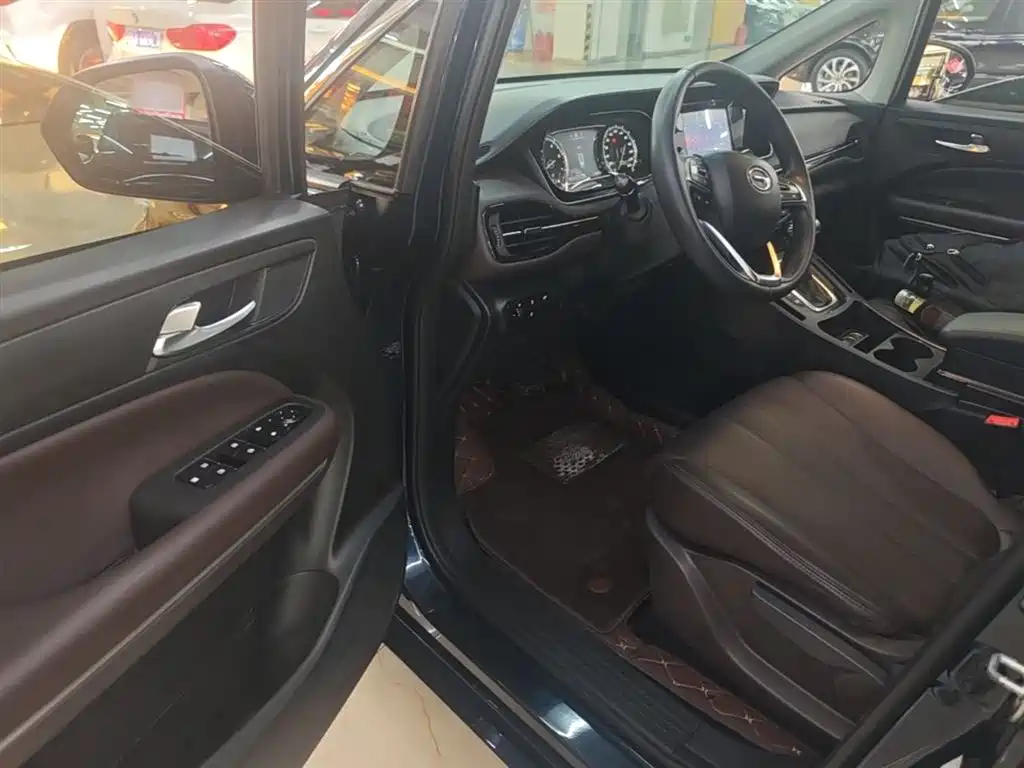 GAC Trumpchi Trumpchi M6 2019 270T DCT Luxury Edition (7-seater) (China VI) фото 16