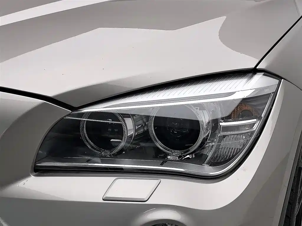 BMW X1 2015 Model sDrive18i Leading Advanced Edition фото 7