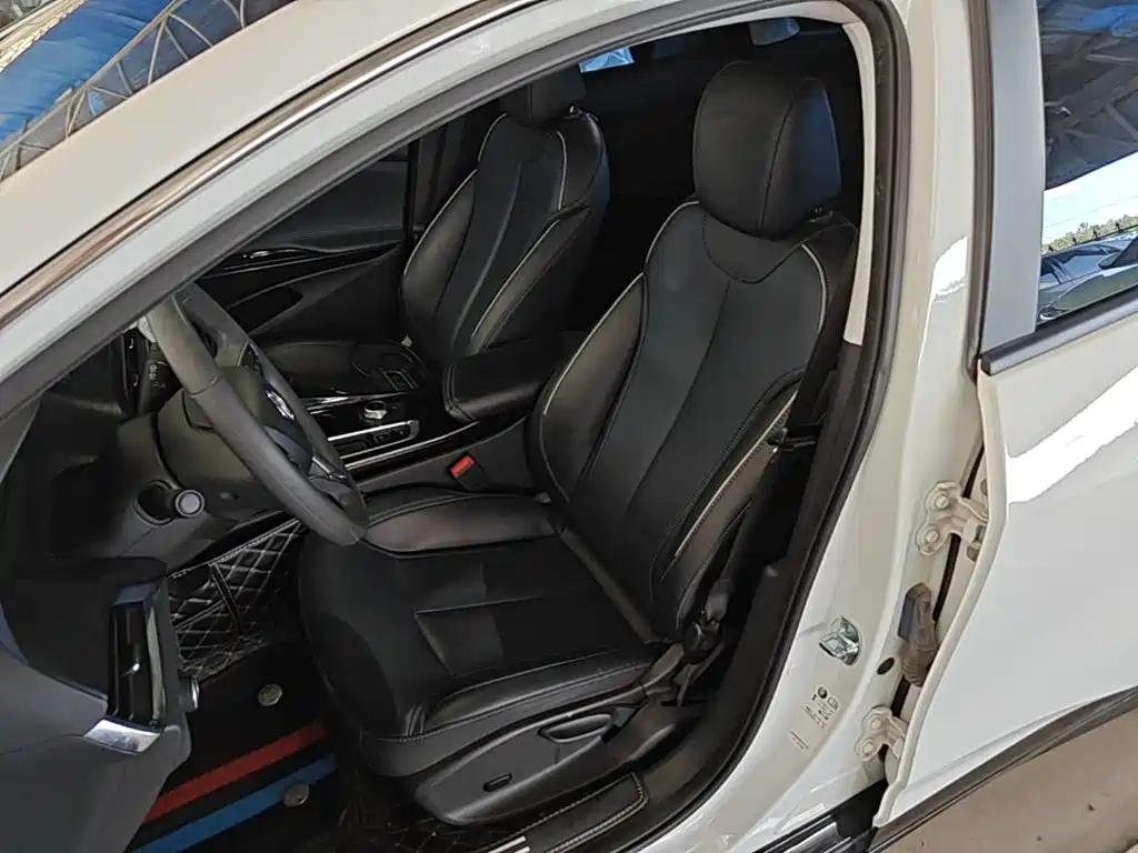 Buick Velite 6 2024 2024 Model 430km Premium Edition