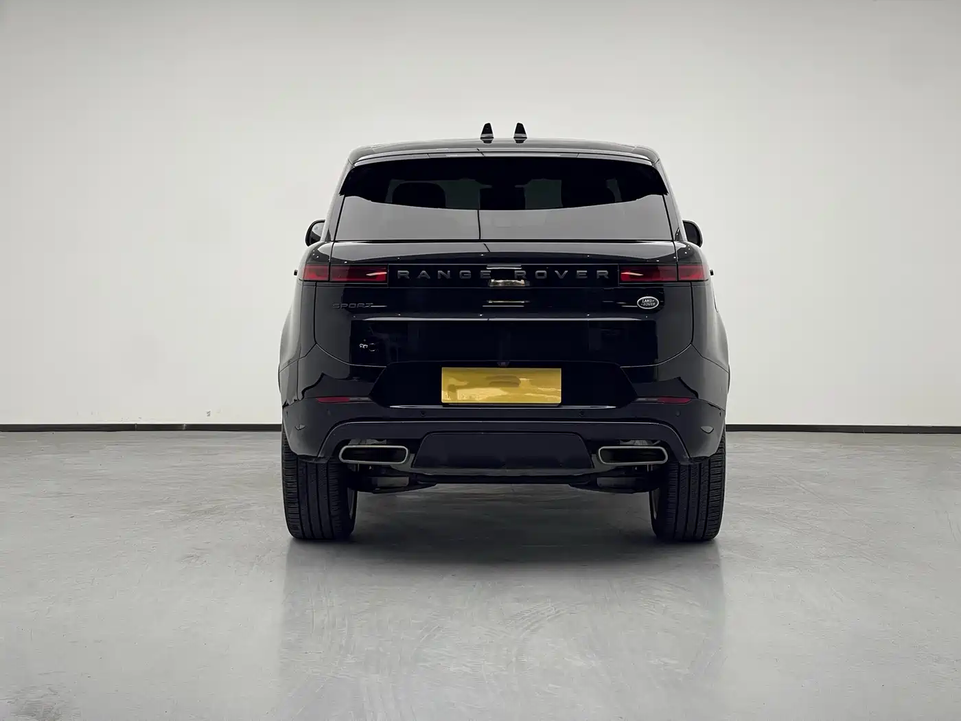 Land Rover Range Rover Sport 2024 400PS Exemplary Edition фото 7