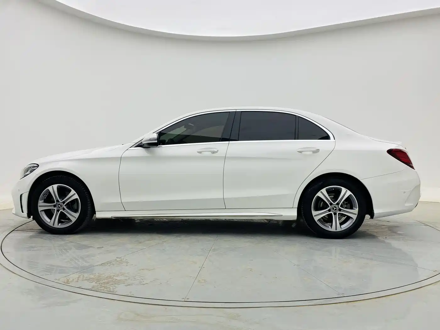 Mercedes-Benz C-Class 2021 C 260 L Sport Edition фото 4