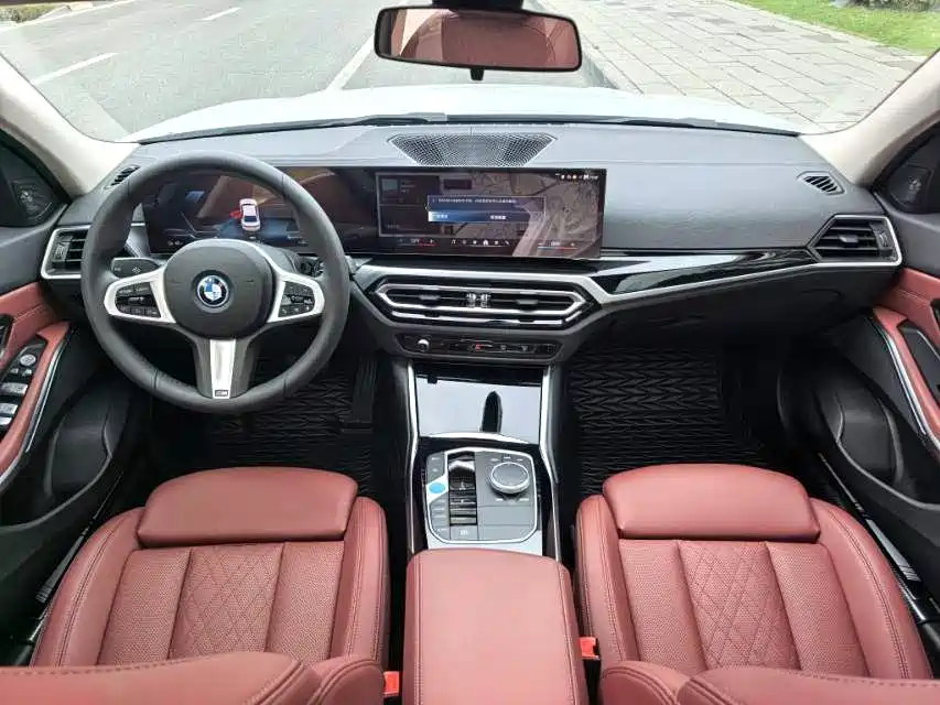 BMW i3 2024 eDrive 35 L фото 7