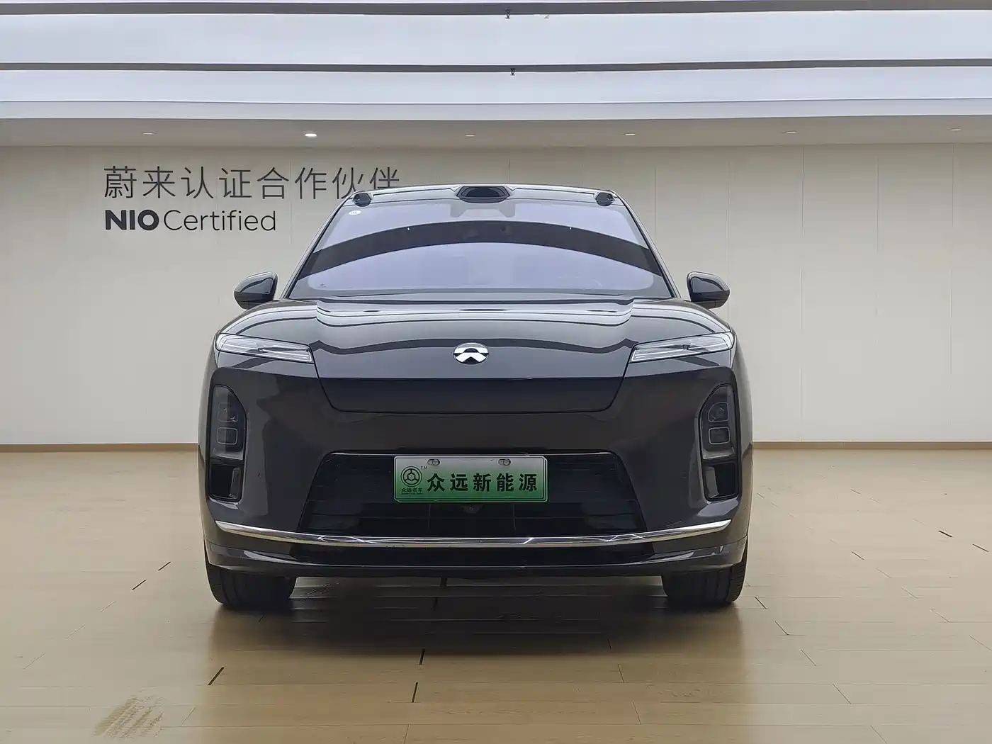 NIO ES8 2025 2025 Model 6-Seat Executive Luxury Edition
