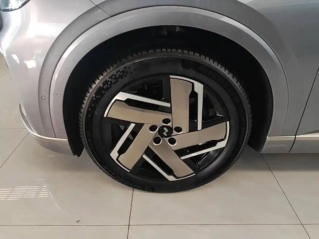 Ledao L90 2025 2025 AWD Base Model