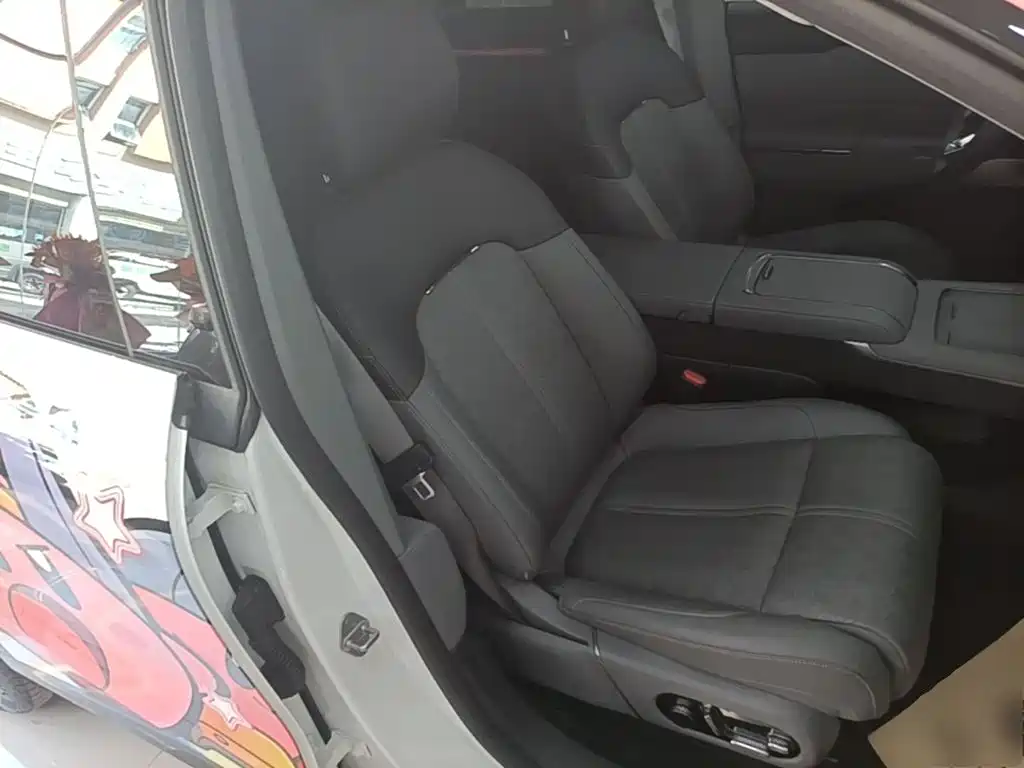 ZEEKR 7X 2025 2025 Model 75kWh RWD Smart Driving Edition