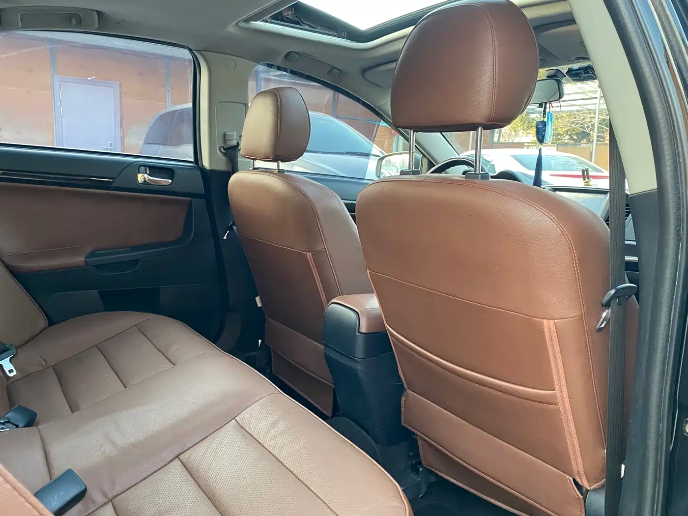 Mitsubishi Fengdisi 2013 1.8L Automatic Luxury China IV фото 10