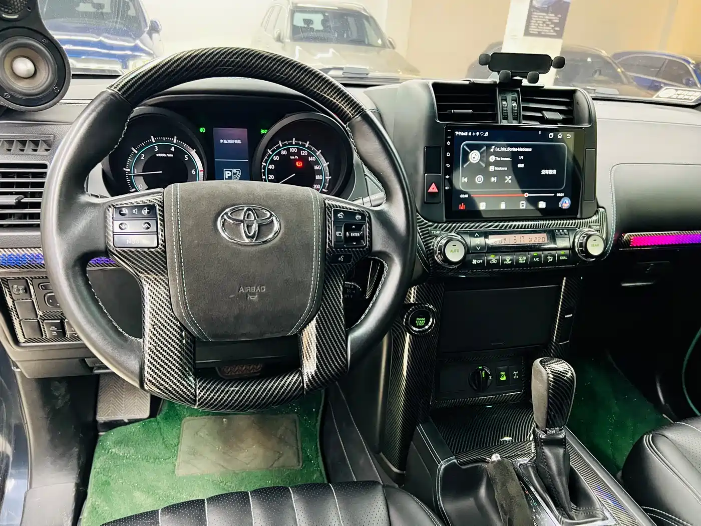 Toyota Prado 2010 4.0L Automatic TX-L фото 8