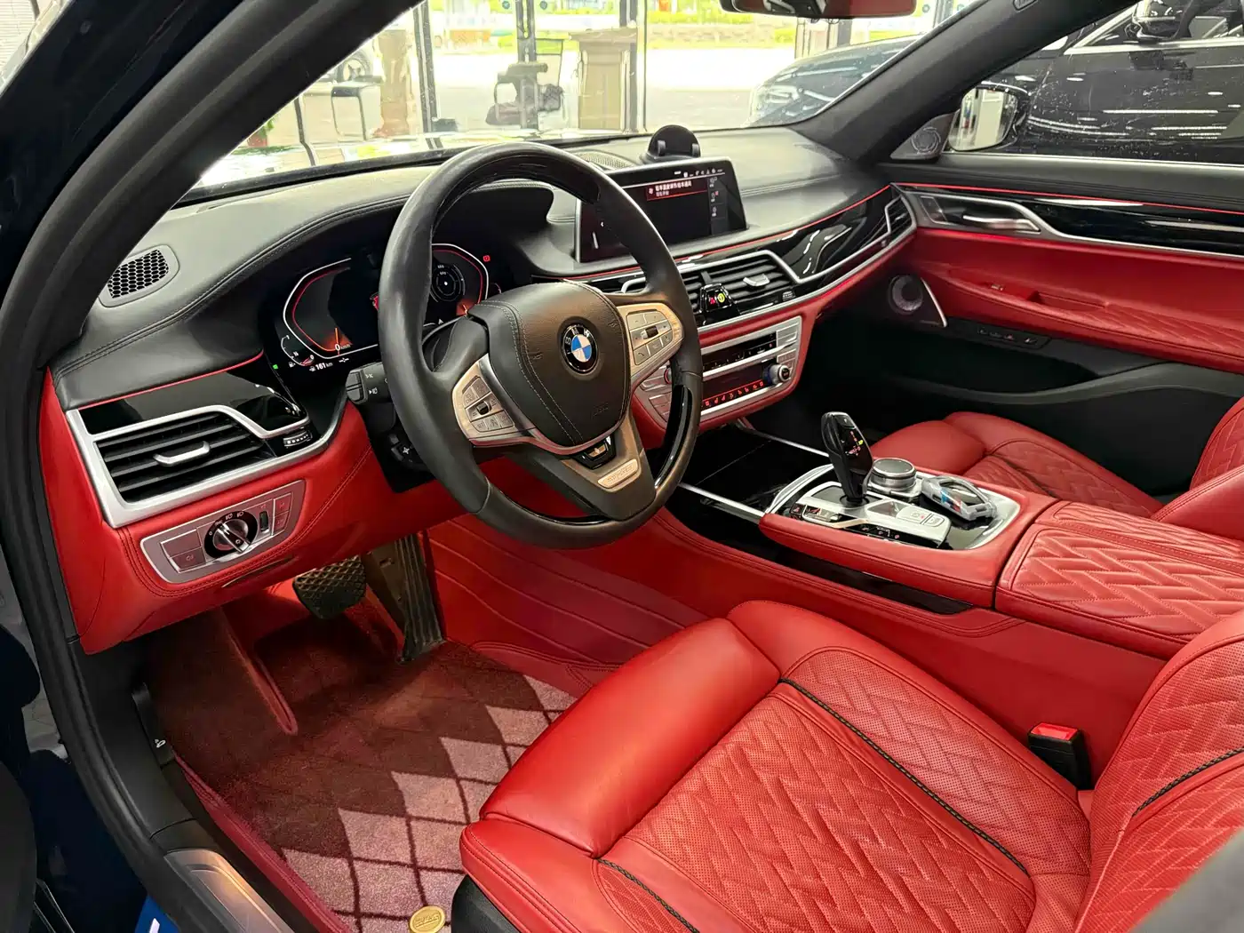 BMW 7 Series 2021 Model 740Li xDrive Executive Luxury Package фото 13