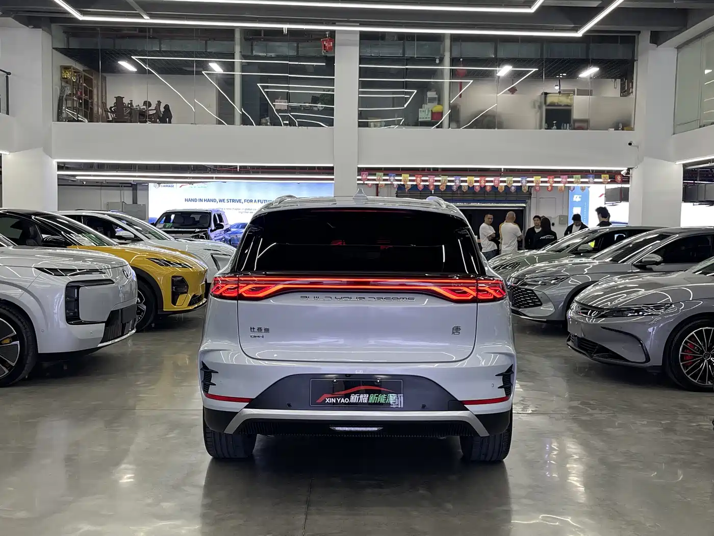 BYD Tang New Energy 2024 DM-i Honor Edition 112KM Premium фото 4