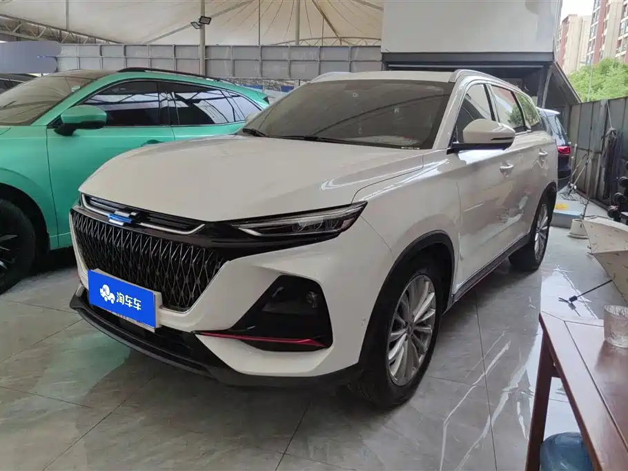 Changan Oshan X7 PLUS 2022 1.5T Blue Whale Automatic Geeker Navigation Edition
