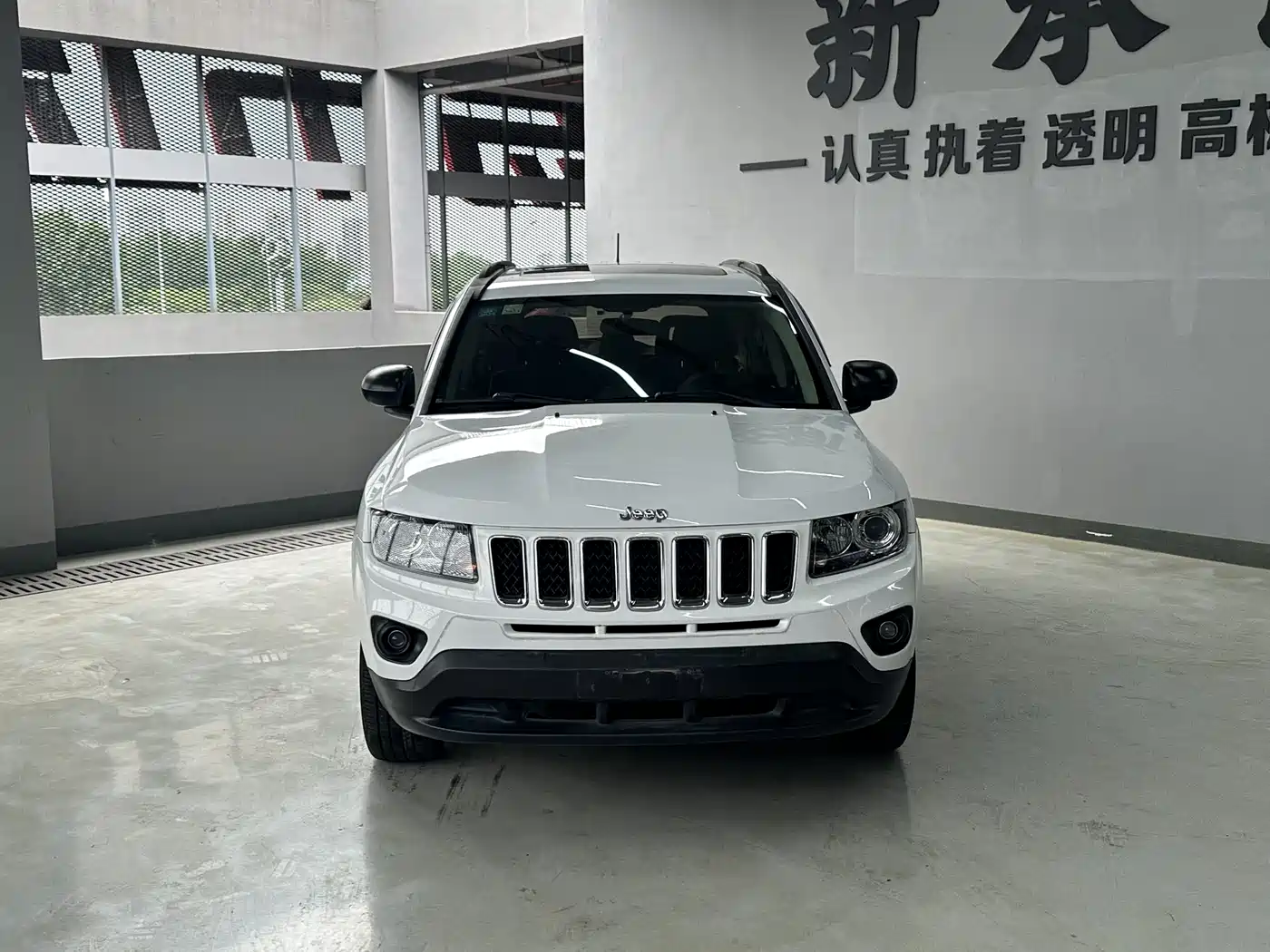 Jeep Compass (Import) 2015 2014 Facelift 2.0L 2WD Progressive Edition
