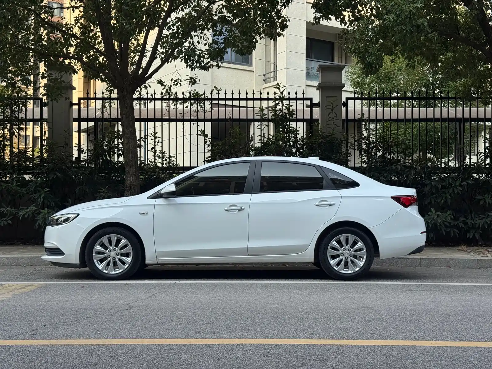 Фото 9 - Buick Excelle