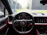 Фото 9 - Porsche Cayenne
