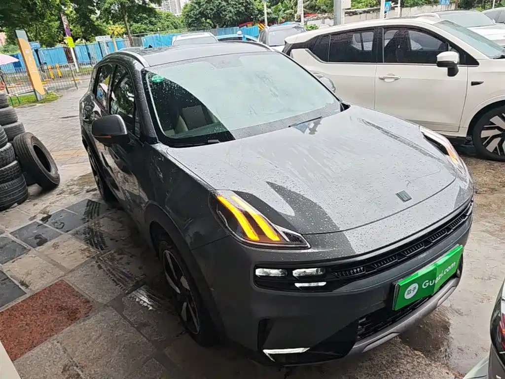 Lynk & Co 06 EM-P 2020 PHEV Plus фото 4