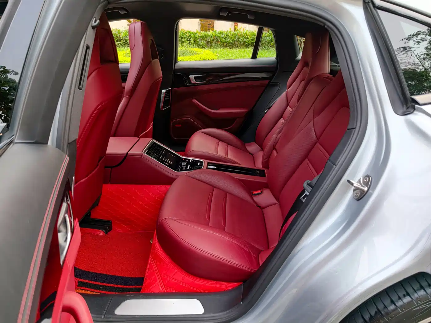 Porsche Panamera 2017 Panamera 3.0T фото 12