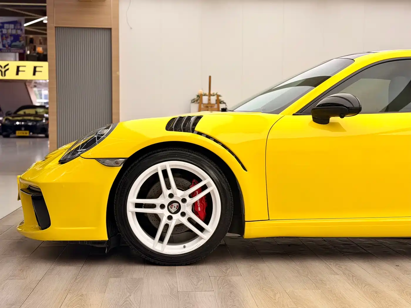 Porsche 911 2015 Carrera 3.4L Style Edition фото 6