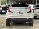 Photo 5 - Cadillac XT4