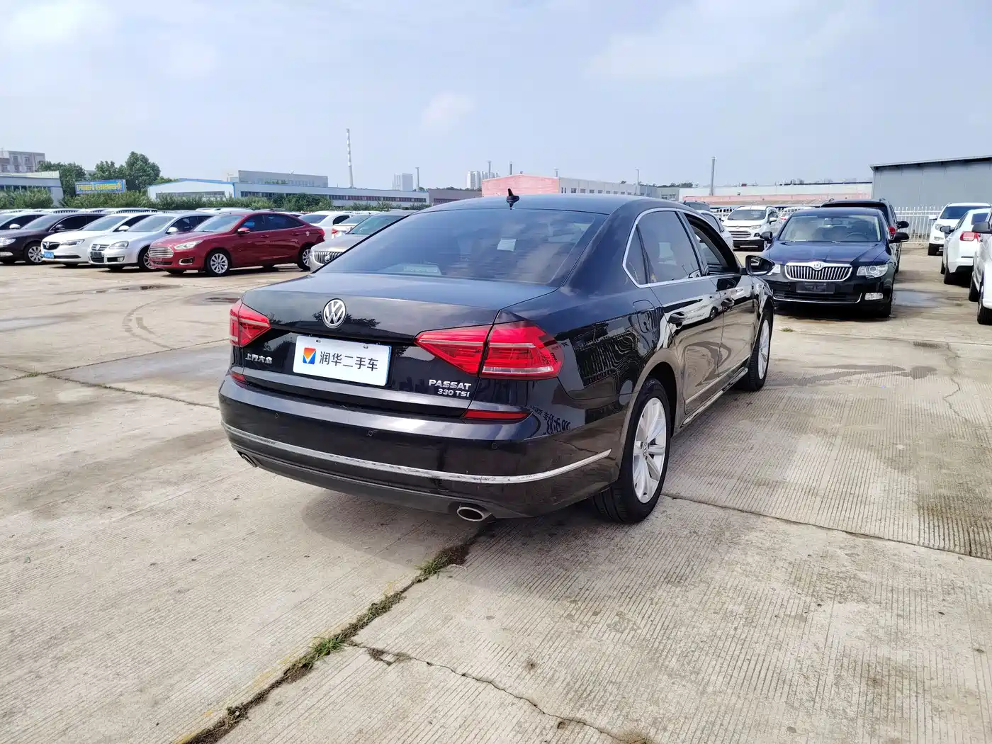 Volkswagen Passat 2017 330TSI DSG Prestige фото 13