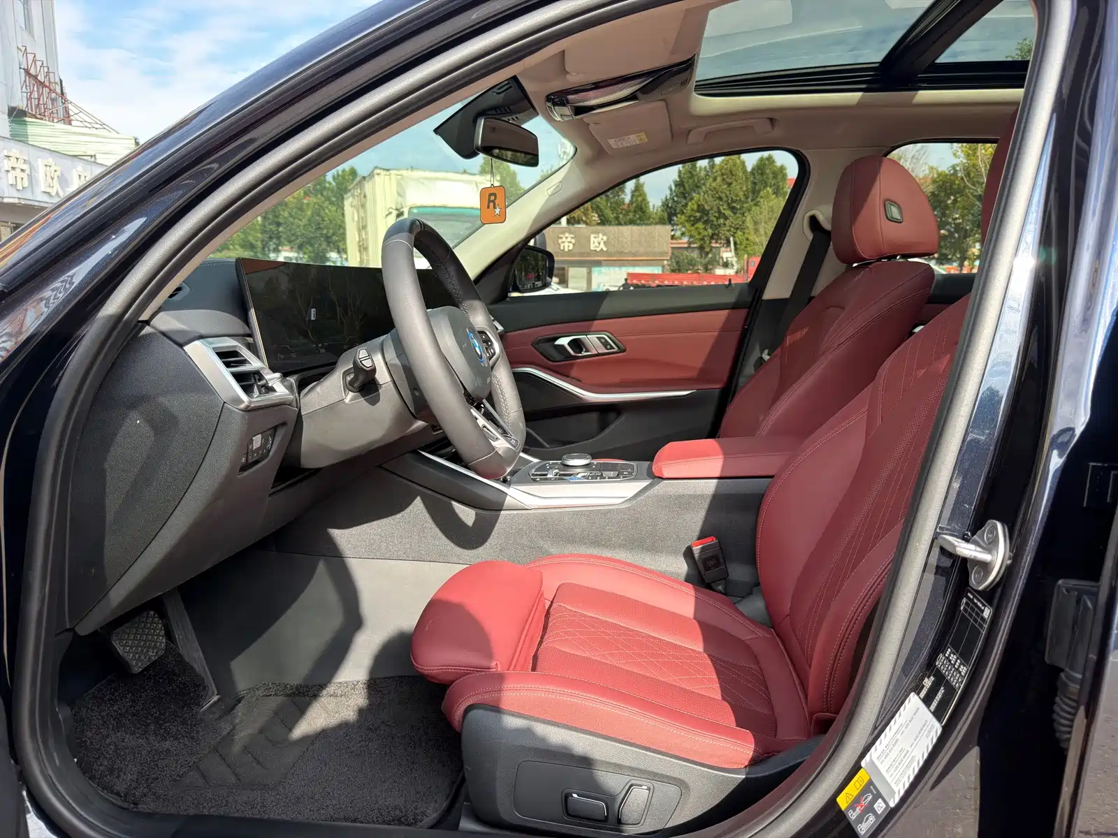 Фото 7 - BMW i3