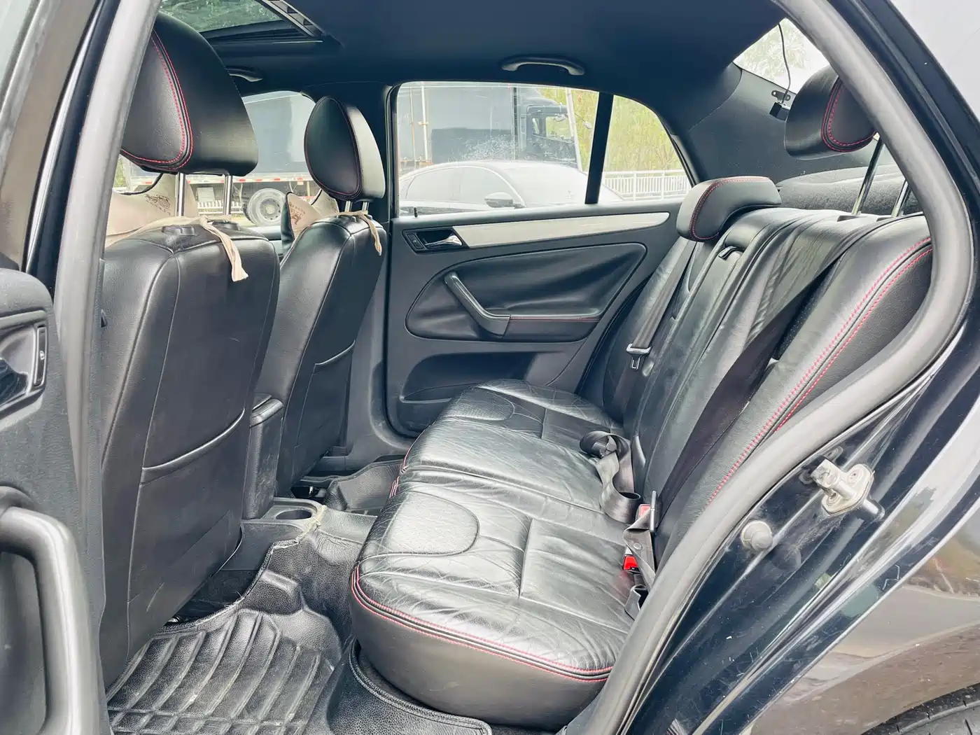 Volkswagen Bora 2012 1.4T Automatic Luxury фото 6