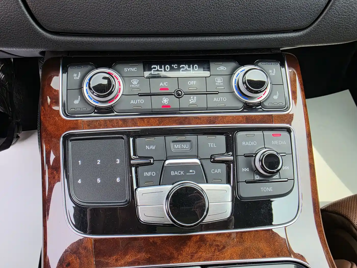 Audi A8 2013 A8L 45 TFSI quattro Luxury фото 8