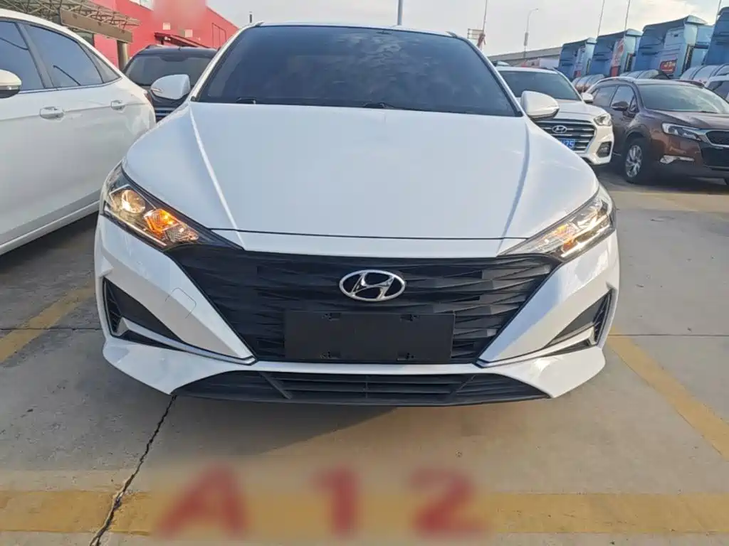 2022 Hyundai Verna