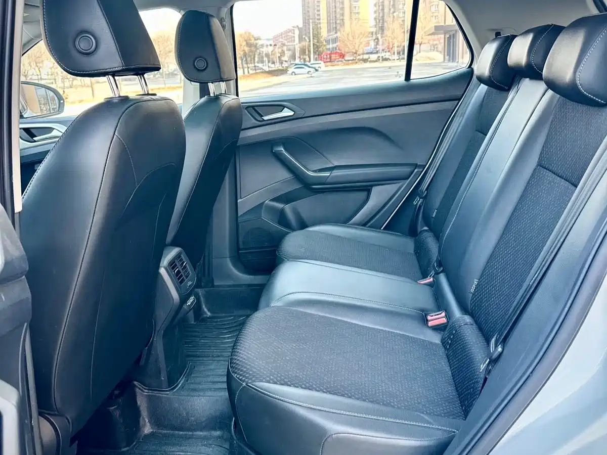 Volkswagen Tanying 2021 200TSI DSG Joy Smart Connect Edition фото 11