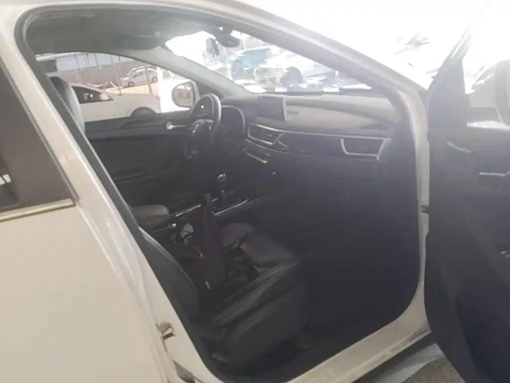 Photo 9 - Dongfeng Fengguang Fengguang 580
