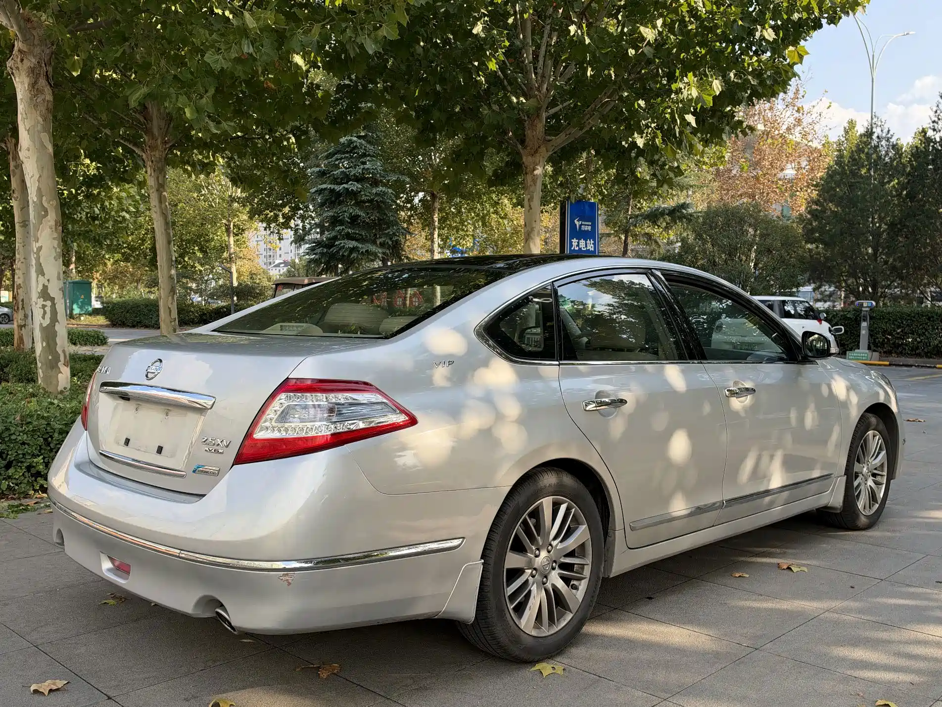 Photo 15 - Nissan Teana