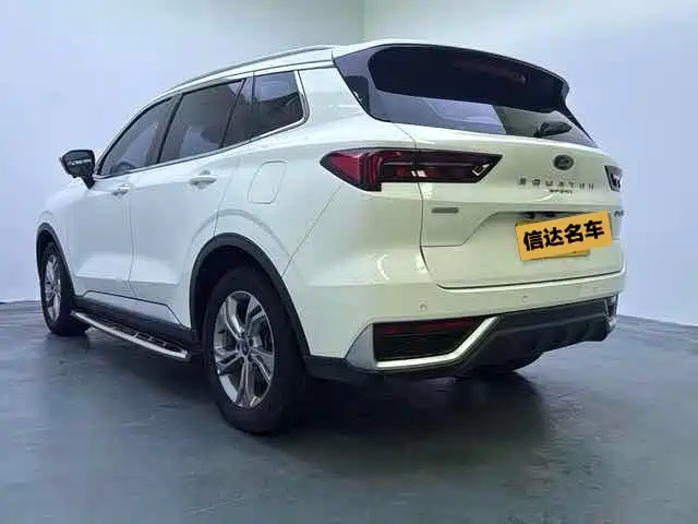 FORD LING RUI